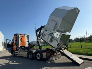 Compacteur poste fixe vérins croisés