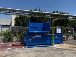 Compacteur poste fixe vérin en ligne