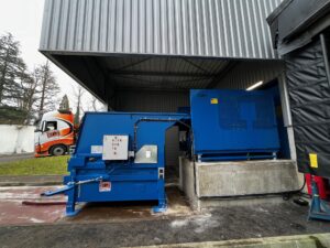 Compacteur poste fixe vérins croisés