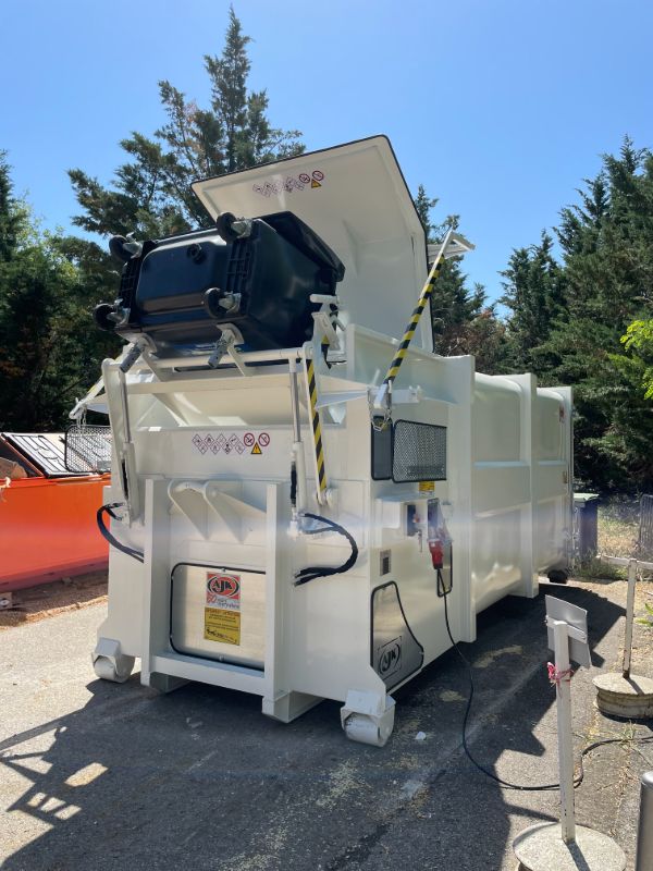 Compacteur monobloc à tiroir