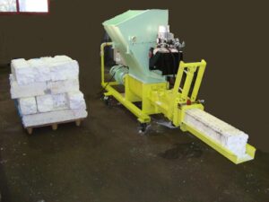 Presse à polystyrène Bretagne hydraulique